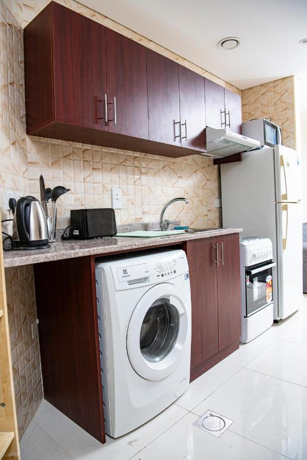 Studio In The Heart Of Sports City -Great View & Amenities! 두바이 외부 사진