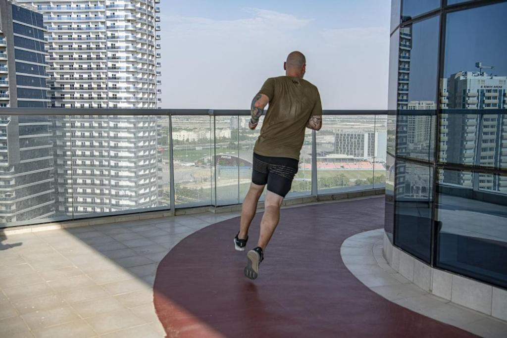 Studio In The Heart Of Sports City -Great View & Amenities! 두바이 외부 사진