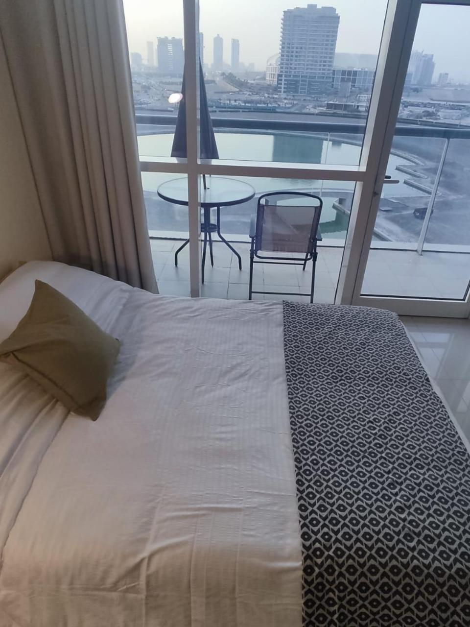 Studio In The Heart Of Sports City -Great View & Amenities! 두바이 외부 사진